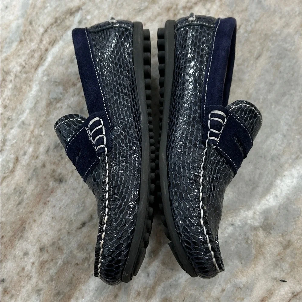 Dar2 Leather Moccasin Style Penny Loafer Shoes size 33 kids blue patent